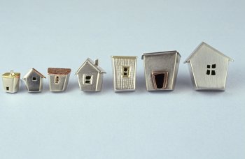 andrée wejsmann - neighbourhood brooches